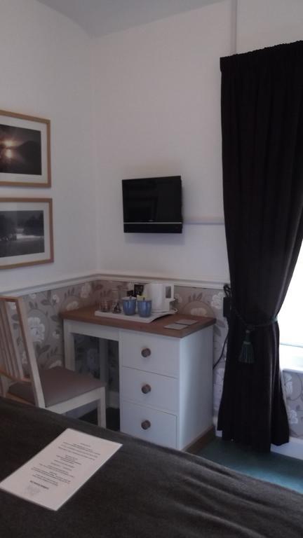Lyndhurst Guest House Ulverston Bagian luar foto