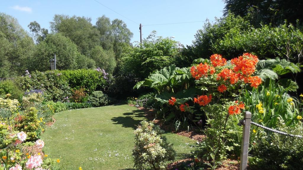 Lyndhurst Guest House Ulverston Bagian luar foto
