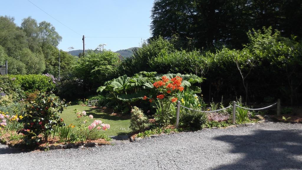 Lyndhurst Guest House Ulverston Bagian luar foto