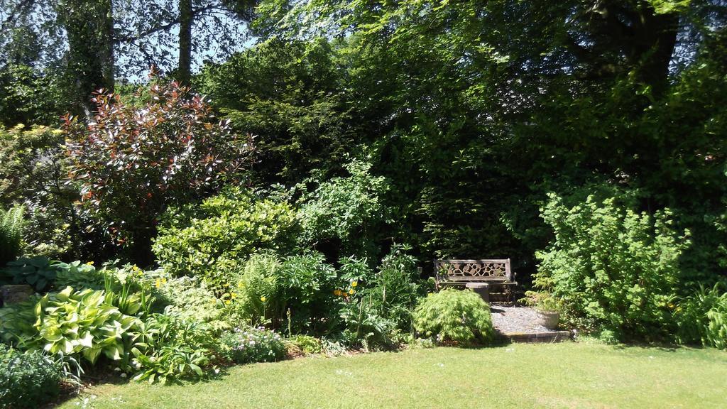 Lyndhurst Guest House Ulverston Bagian luar foto
