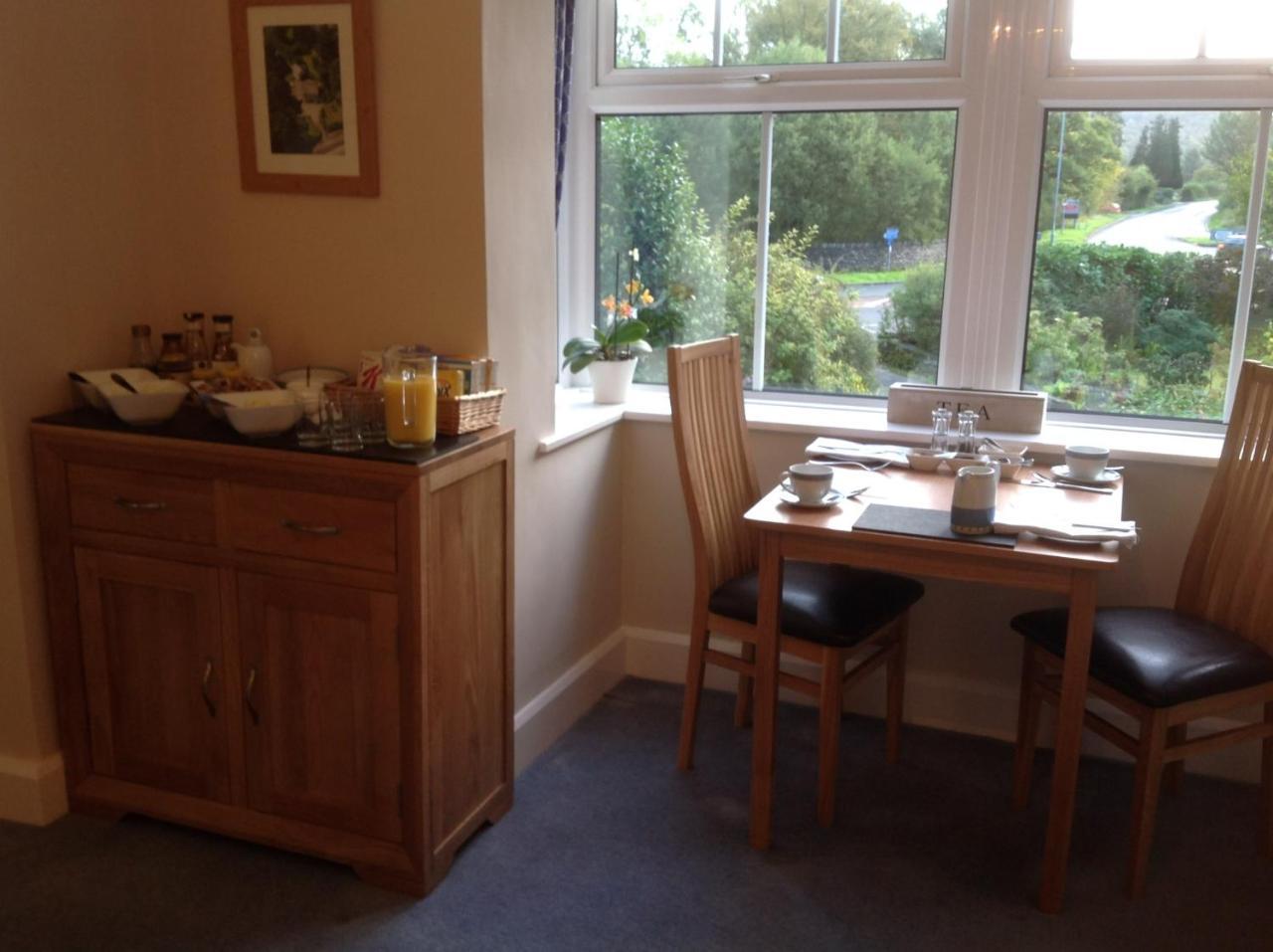 Lyndhurst Guest House Ulverston Bagian luar foto