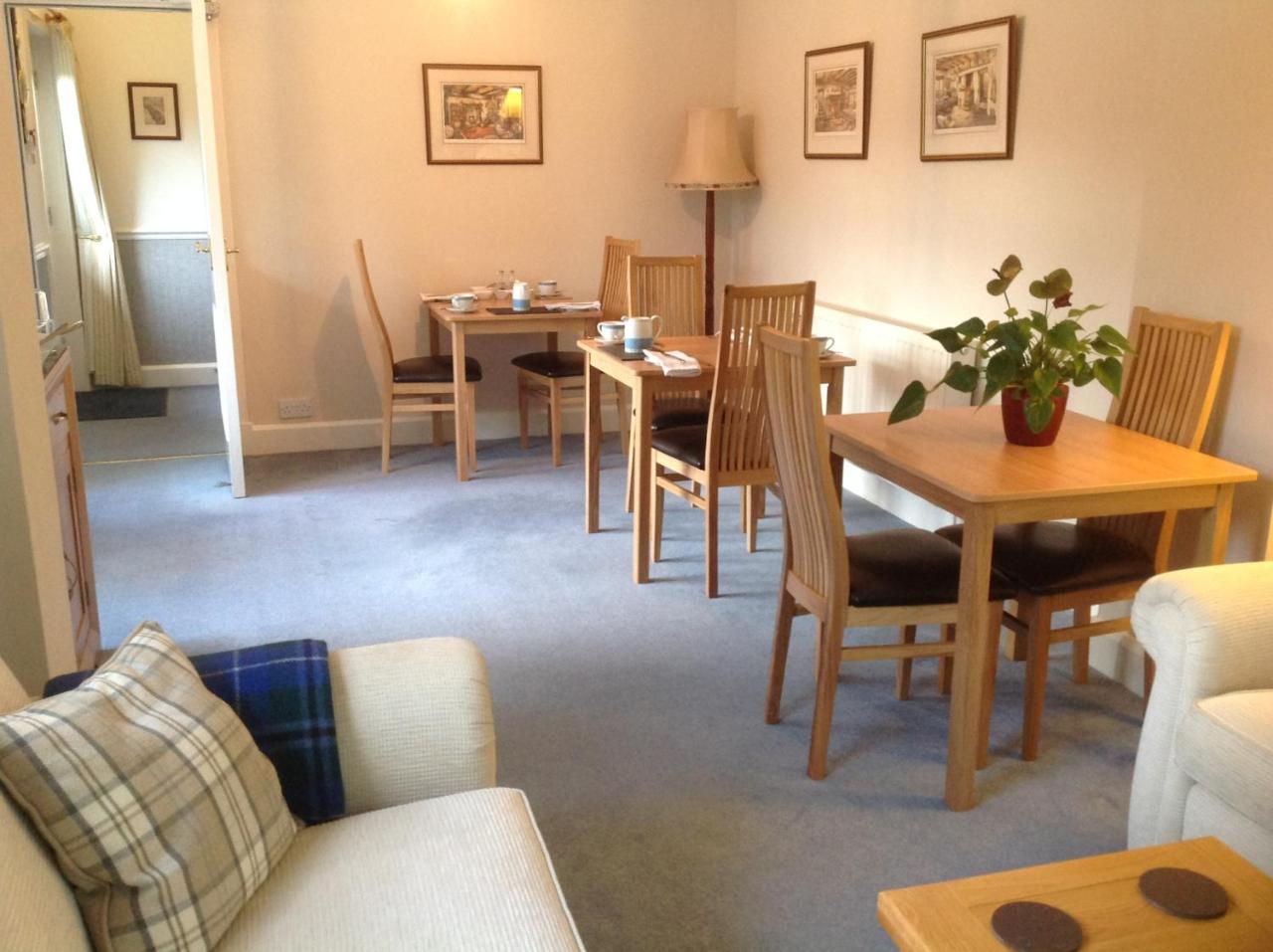 Lyndhurst Guest House Ulverston Bagian luar foto