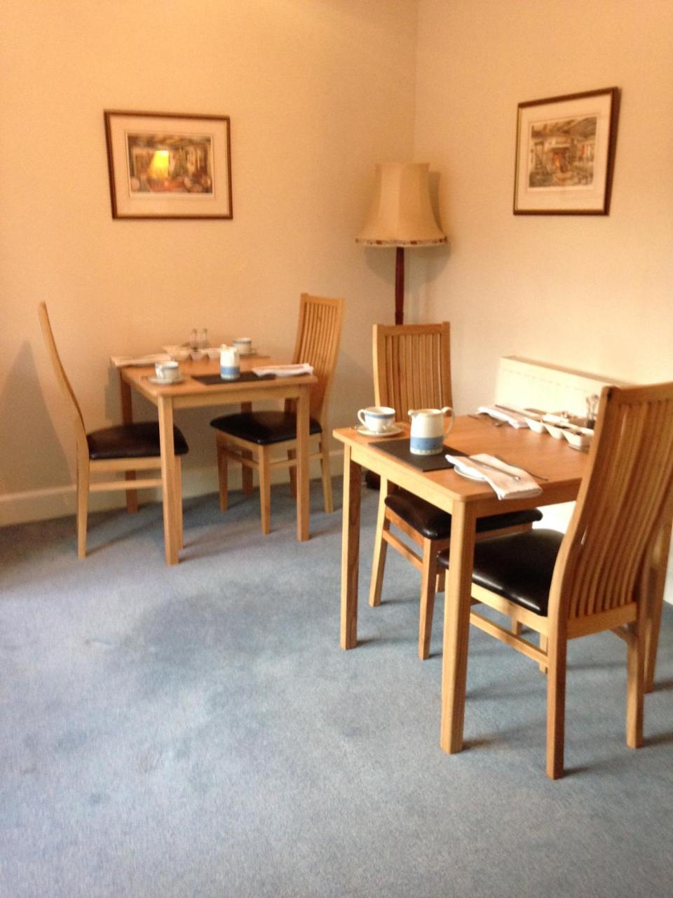 Lyndhurst Guest House Ulverston Bagian luar foto